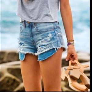 American Eagle High Rise Festival Short
